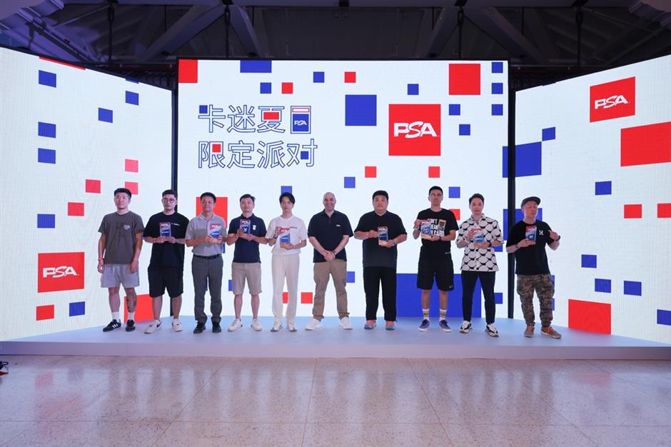 trading card game market grows strong in china along with animation, comics and games