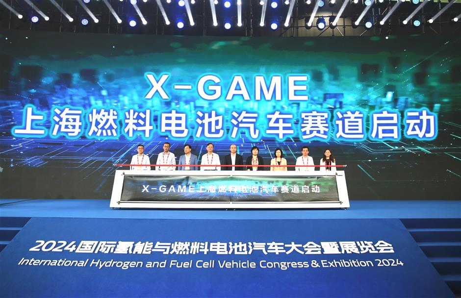 hydrogen, fuel cell vehicles in fast lane