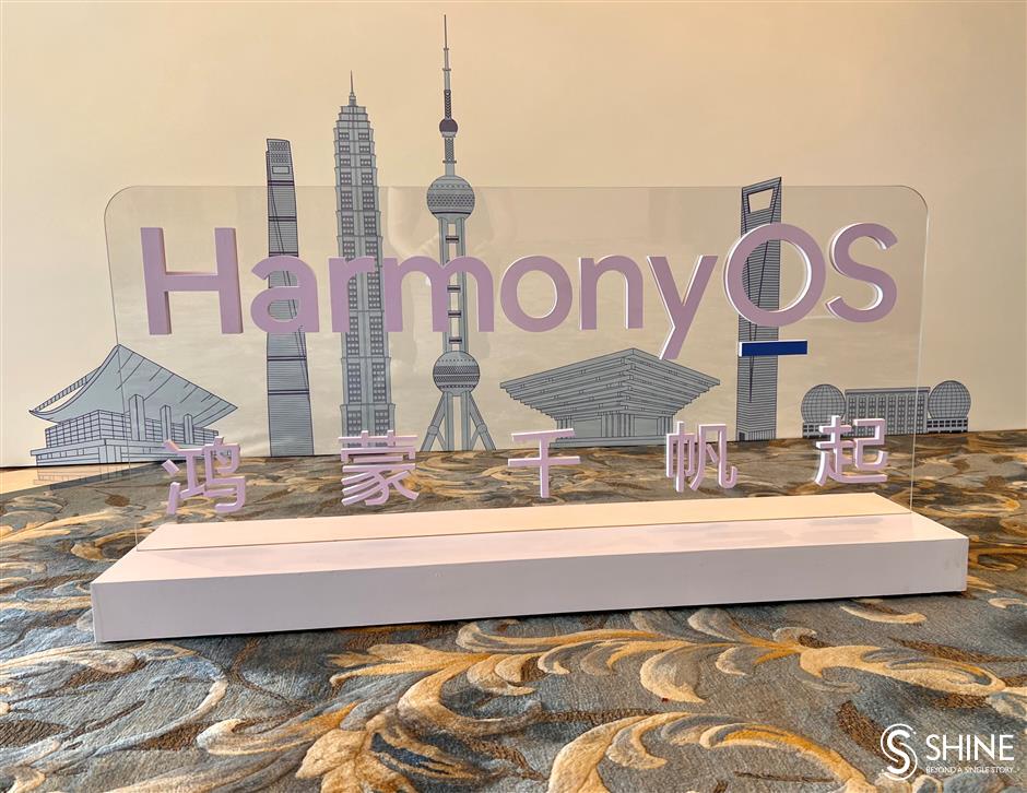 huawei's system upgrade breaks a 'two-horse race'